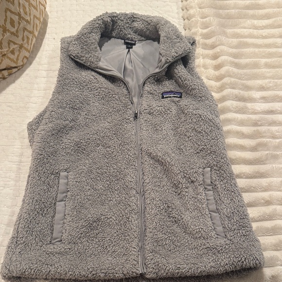 Patagonia Jackets & Blazers - Patagonia Soft Gray Sherpa Vest